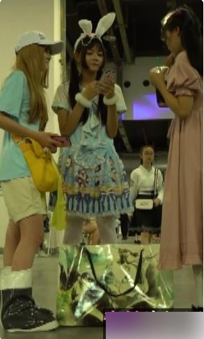 洛丽街拍《China+Joy》漫展小姐姐视频佳作