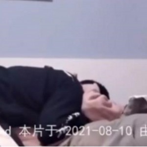 九一大神（cdn8089）与单纯学生妹的一次火热的猎艳【21v-7.89g百