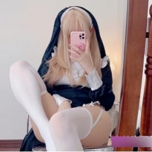 pr社软萌少女（小蔡头喵喵喵）cosplay丰满修女，与神父演绎禁忌之恋【1V，1.4G】