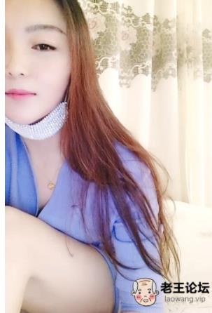 《气质美女COCO的精彩作品合集，让你沉醉在她的魅力世界中》