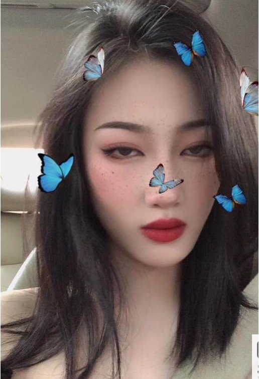 董柒柒：推特直播间的反差女神整合