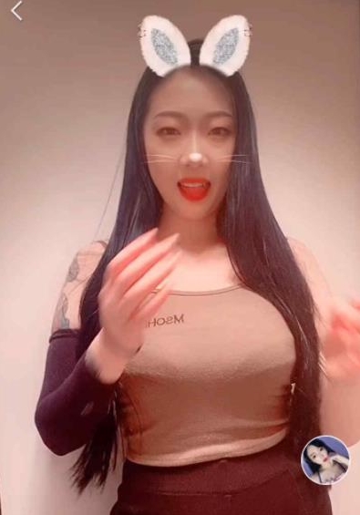 快手人气大灯主播欣妹妹的合集