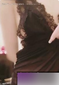 短发女神琳琳儿的身体和皮肤太棒了，推荐7部商品