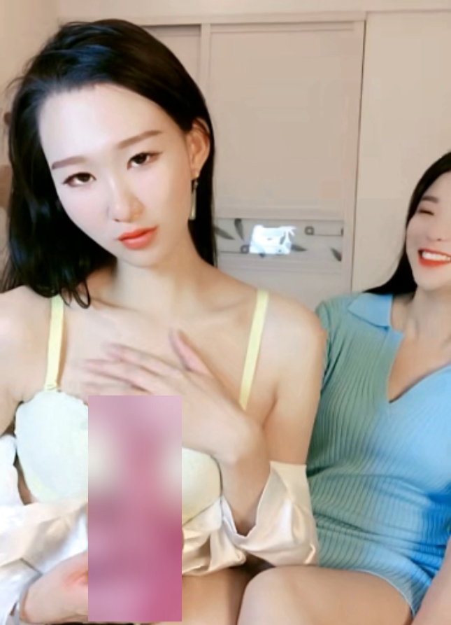 商品性感黑丝美臀女神姐妹花，精选尤物玩弄位玩弄