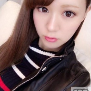 立花瑠莉牛仔裤破洞系列