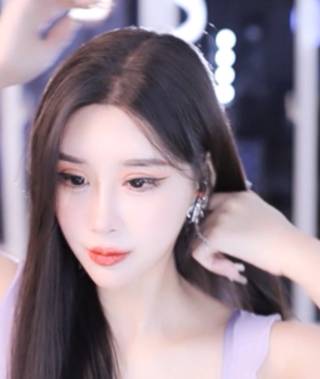 网易cc小恩雅热舞定制剧情合集102.7克拉