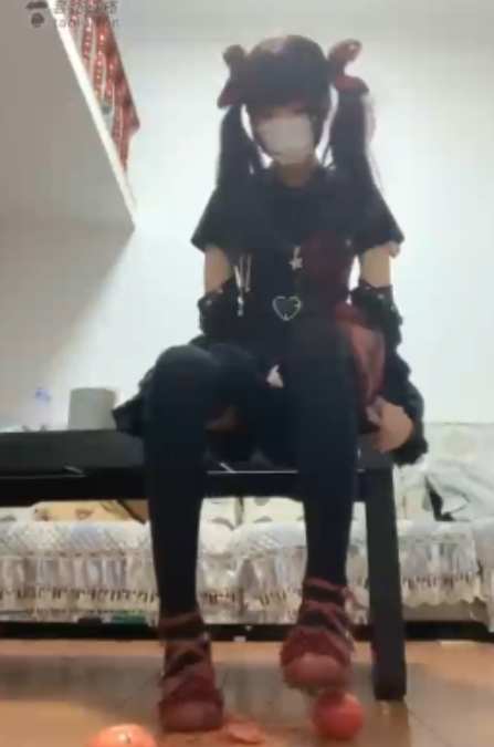 芃芃大人《红绿灯寸》81分钟22.4兆