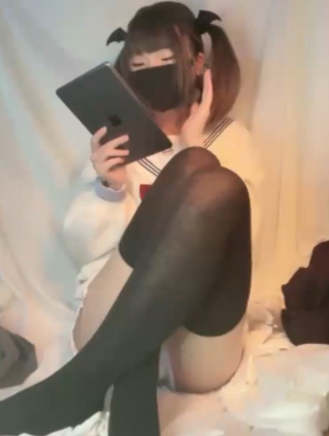 芃芃大人《红绿灯寸》81分钟22.4兆