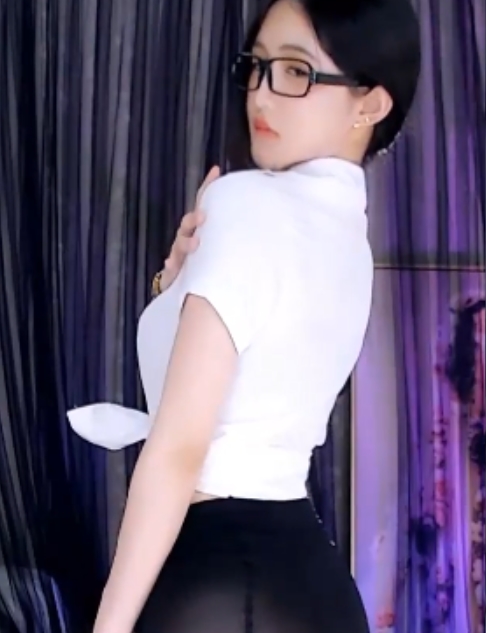 神秘舞者热舞录播，梦幻猫咪尺度172g土豪压缩包，11分钟新增