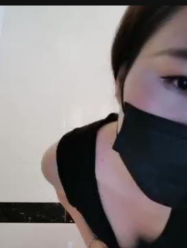 妖媚婷儿户外G引合集：自拍短视频经典老头年轻小伙滴滴司机互动