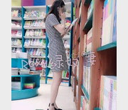 Roxy王八老公绿帽夫妻：内释作品89个视频，总大小1.1G