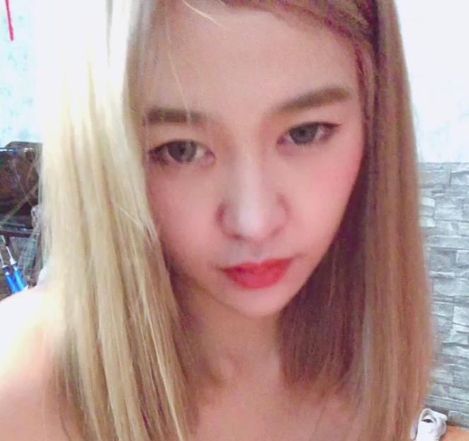 109V-8.7G：优质车灯福利姬，自拍视频大放送！