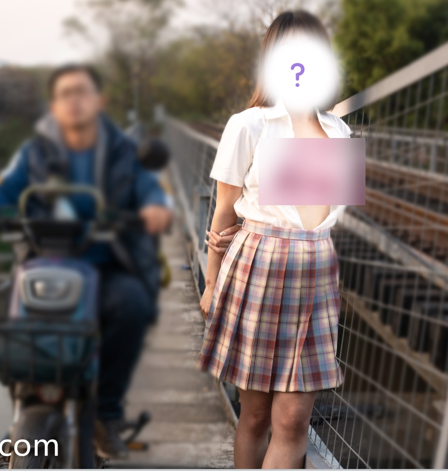 M奴小狗展示撒尿合集2K视频大小水印套图