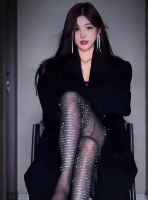 抖音风绿帽大挑战！红框挑战合集，百层红绿灯惊险挑战，43V8g百度盘限时独家