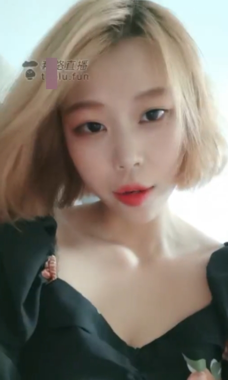 套路直播白桃S-4部小合集4V944MB百度云