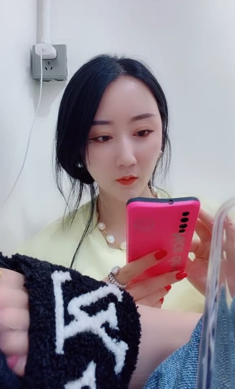 miumiu丝足视频合集：40.5分钟的独特魅力