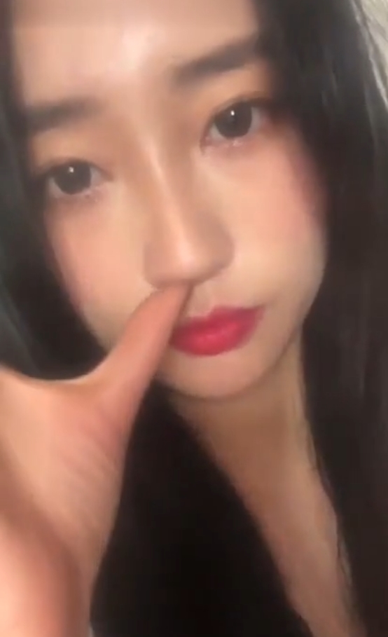 韩国BJ小萱私密房间互动视频福利866.03MB