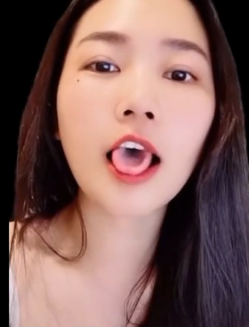 小倩倩呀舌头舞13V+371M百度云资源