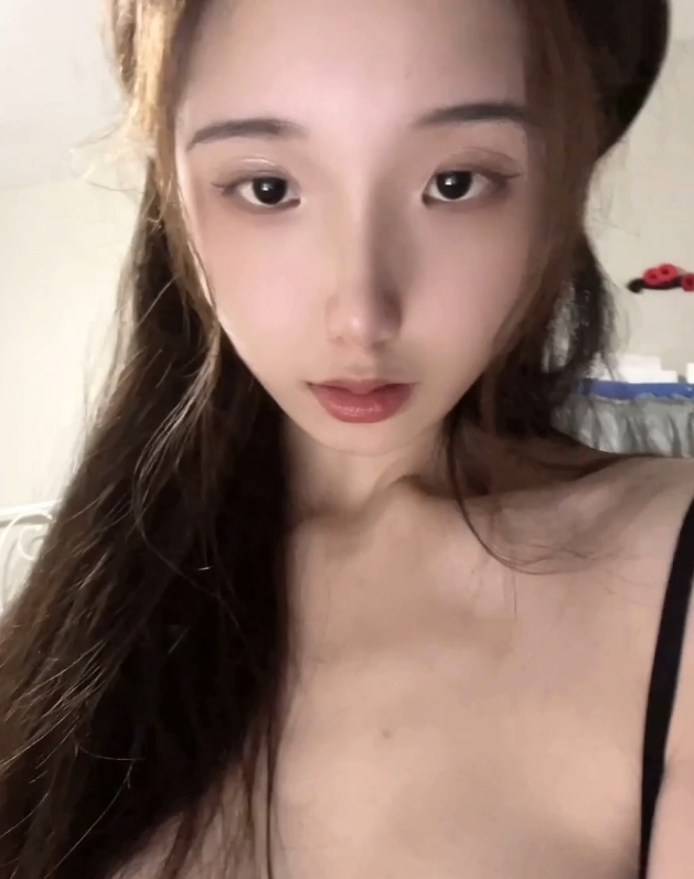 Pudding果冻小姐：超反差故事，百度、ED2K收cang+du家揭秘