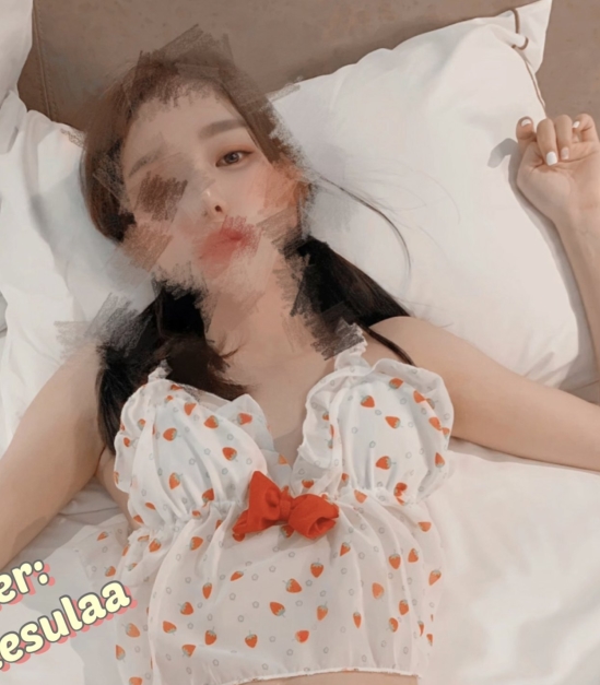 Lilesulaa：37v平台5.63g视频尤物，百度115收藏狂潮