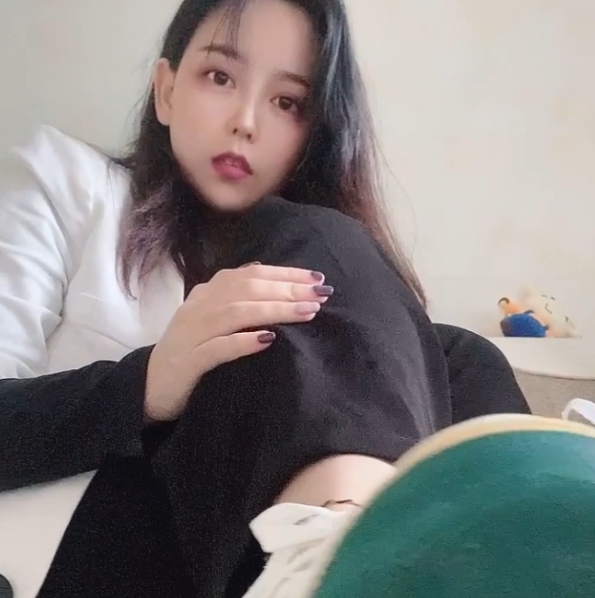 套路直播热播节目《豆满月》，17v9.38g成焦点，百度ED2K双平台收藏