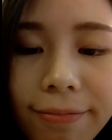 温文儒雅小家碧玉贾雯：作品精心制作，男友互动不断