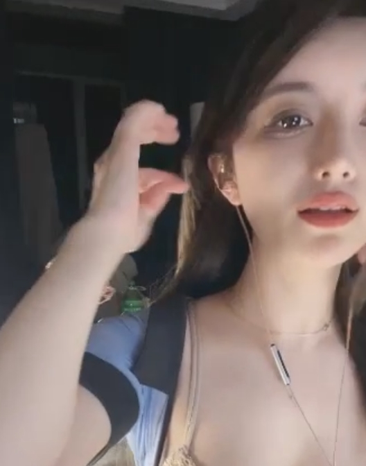 年末巨献！超美女神绵绵熊释放，顶级美人儿即将登场！1.3G视频震撼上线百度盘！