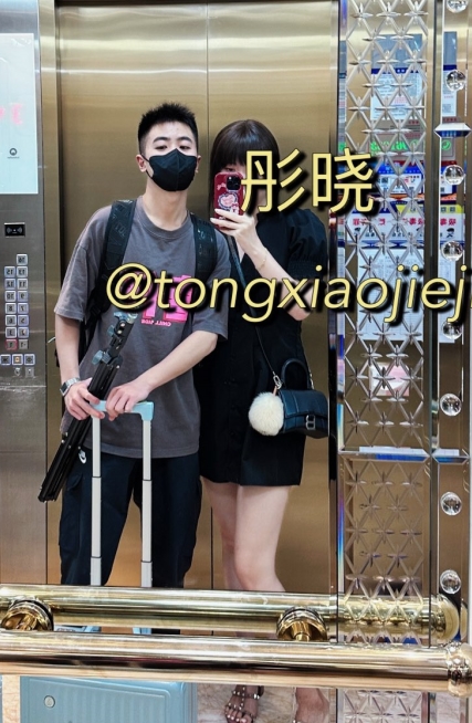 推特白富美彤晓_桐柳炸裂身材反差婊新品分享，285p+71v+2.93G视频盛宴