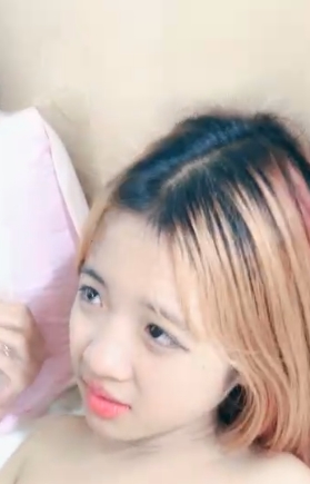 嫩妹子团建乱来！高颜值超级嫩，给力活力四送