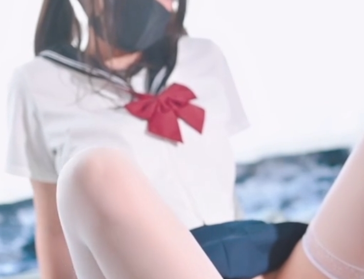 上瘾白丝JK学妹Misa酱侍奉视频下载，1v+400M，百度盘，分卷压缩