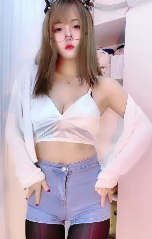 搬运快手福利檬酱定制合集，15V1.50GB百度云大放送！