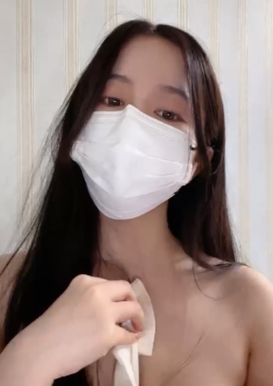 00后小姐姐魅力无限，柔软酥球引人心动，打包视频4.4G，百度盘等你来探索