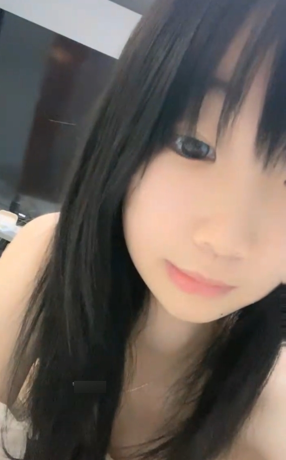 清新活泼小学妹菲菲86v50.8g，收藏量达308，百度ed2k热门视频