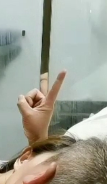 开放夫妻震撼登场！美宝尤80v2.13g视频收藏珍贵！