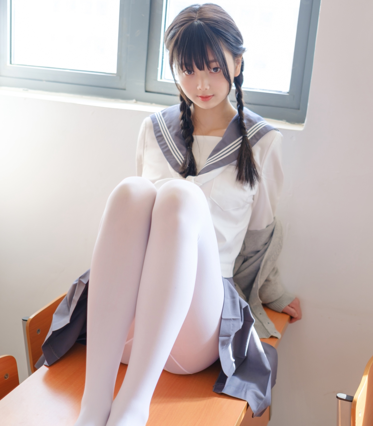 赤西夜夜露脸四点束缚jk双马尾合集241P+4V6.13G百度盘