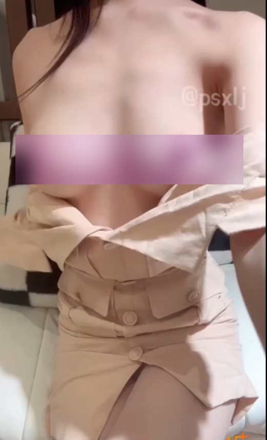 小貂蝉新晋福利姬，视频收藏百度ED2K，豹纹服饰展现魅力