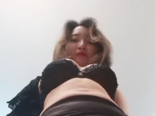 妖娆姐姐29部视频合集，总时长43.4分钟，收藏热门，新增ED2K资源