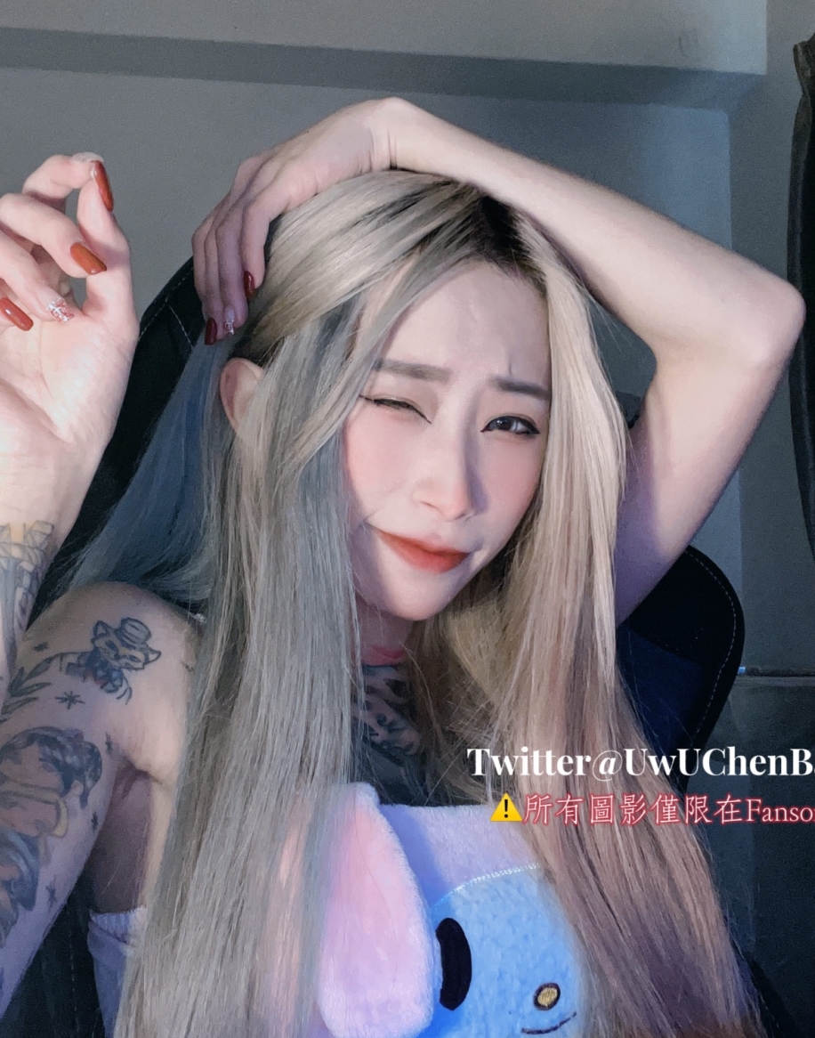 43万粉网红阿璃私拍视频大放送，总计5.93g！