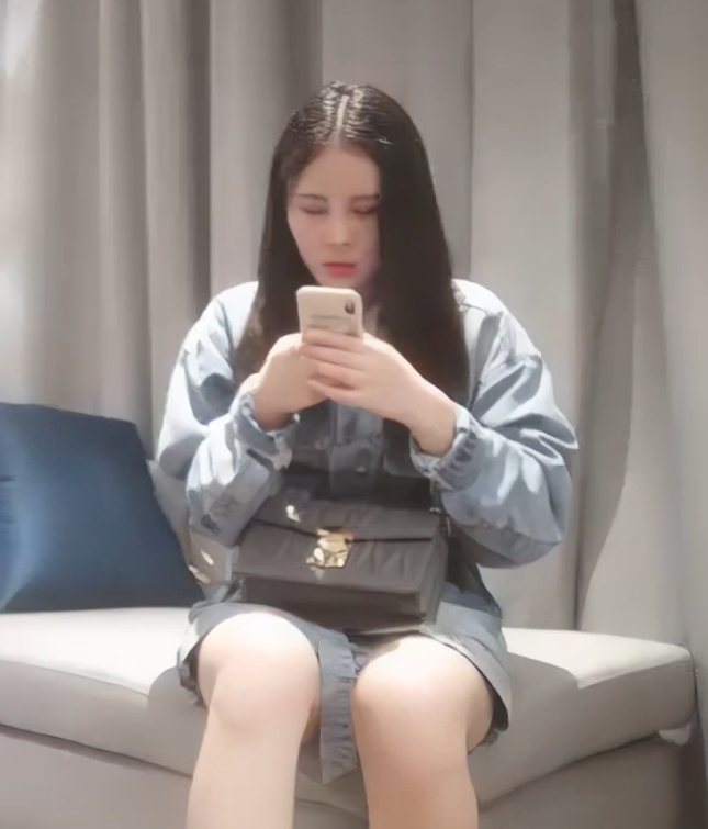 午夜寻花：广东排骨哥合集，149v，93g，补收藏百度ED2K链接