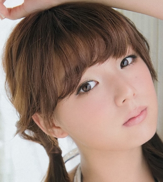 筱崎爱：岛国作品女王合集，活力青春，视频数量大，观众不容错过