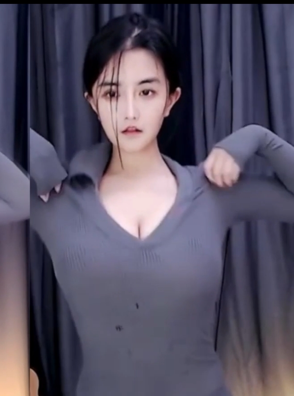 [转载搬运]+超能！AI脱衣+虎牙古阿扎+斗鱼米娜Minana呀+专享去衣热舞对比+[6V+1.03g][百度盘]