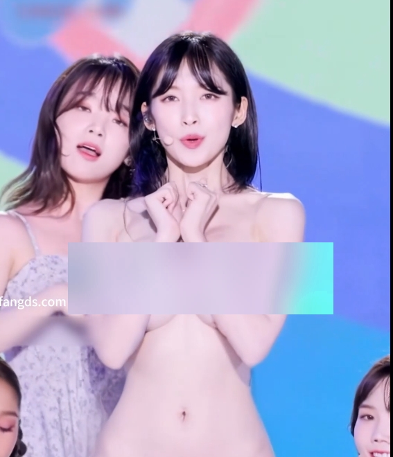 [转载搬运]+大神AI_nude高能之作！女团饭拍现场去衣热舞+丝滑极致反差+[2V+322MB][百度盘]