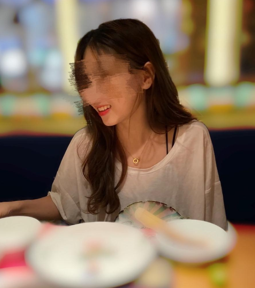 迷人小嫂的弹收藏秀：50颗不同大小形状的弹，总重2.26g