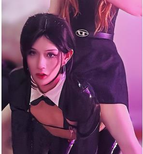 《成都知名TS精彩视频合集：11月NV3.4G短片，优雅魅力引人注目》