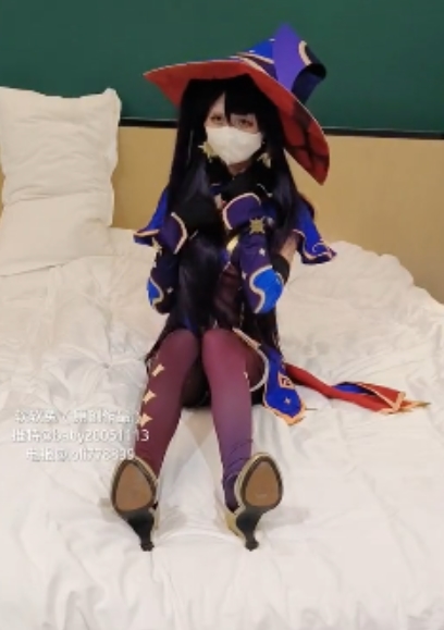 大神ED2K可爱女友软软兔最新合集151V122.1G，包含重复提醒，按需下载