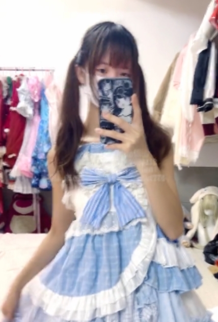 大神ED2K可爱女友软软兔最新合集151V122.1G，包含重复提醒，按需下载