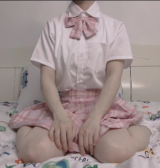 自行打包百度盘甜美桐桐想喝牛奶合集4V3G，萌趣可爱