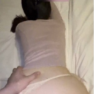 超清原创百度盘瑜伽套装户外视频合集1V437M，两个文件解压观看