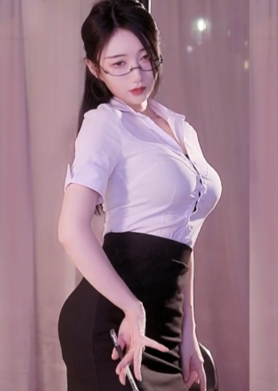 虎牙主播坏空空紧身衣动物装直播跳舞精选合集97V13.99G，百度云