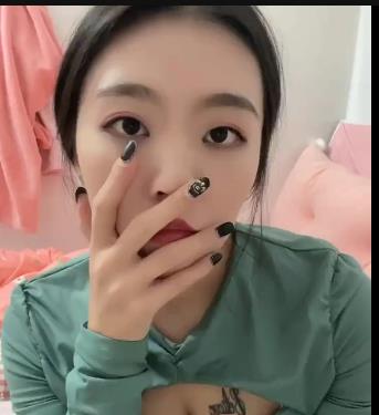 L莉多样风格自拍合集245视频1.1G